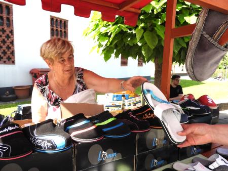 Precejšnje zanimanje je bilo za copate in natikače podjetja LOMM iz Zaloga